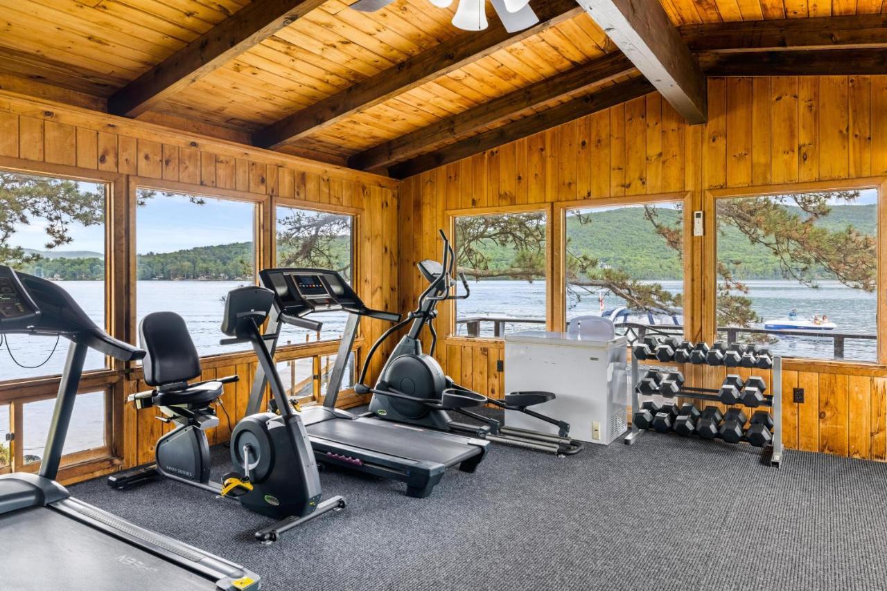 Sun Castle Resort Lake George Buitenkant foto