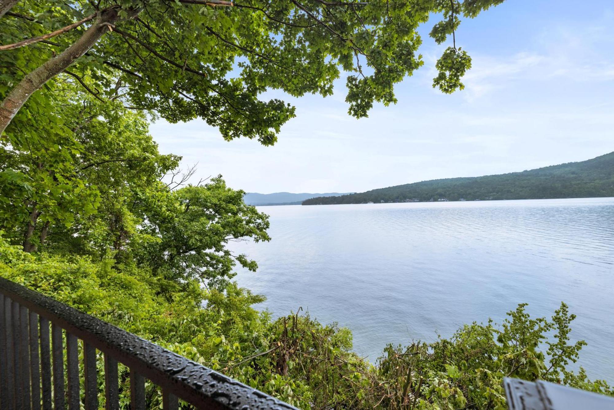 Sun Castle Resort Lake George Buitenkant foto