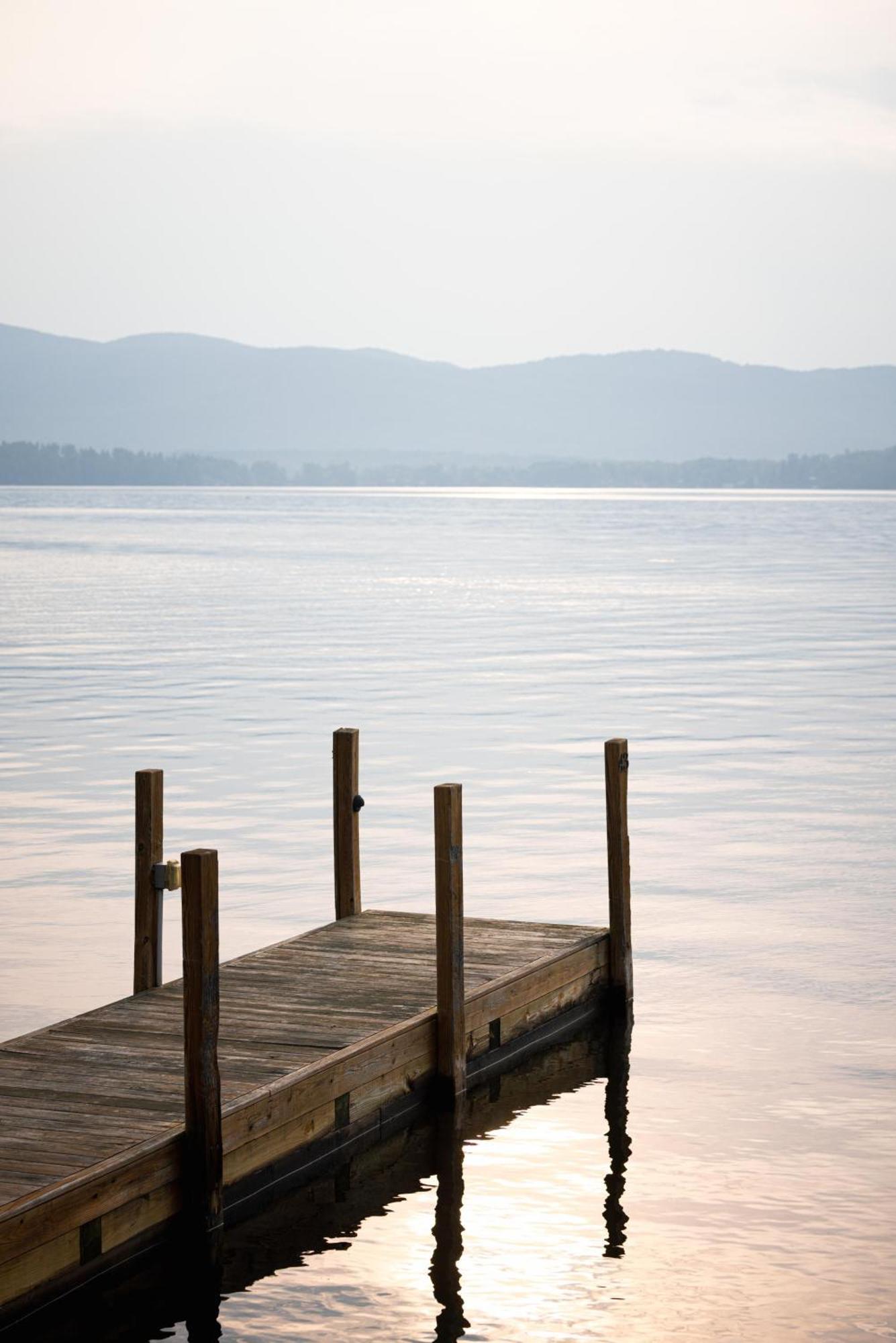 Sun Castle Resort Lake George Buitenkant foto