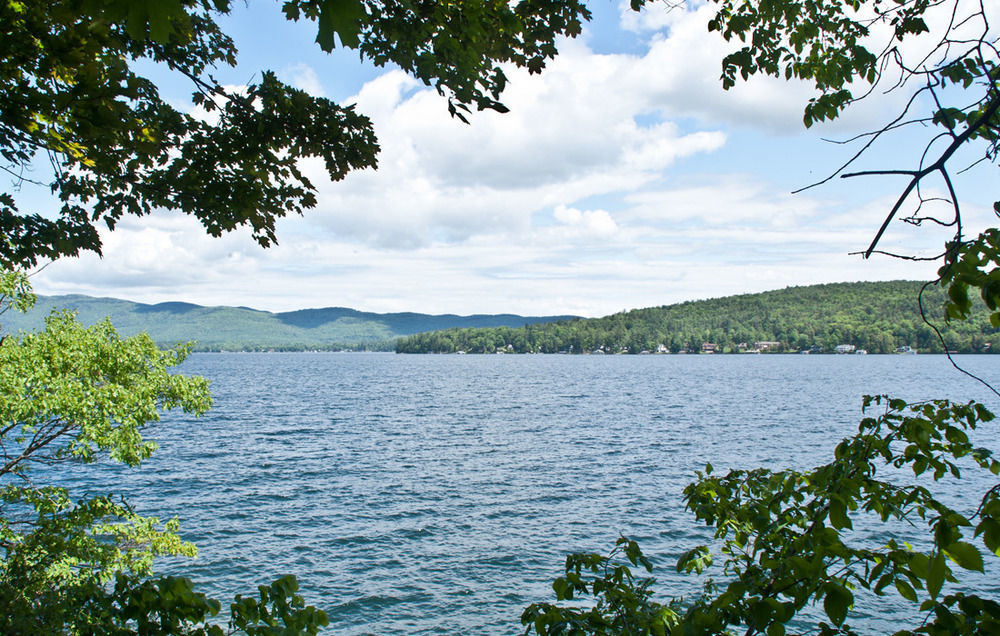 Sun Castle Resort Lake George Buitenkant foto